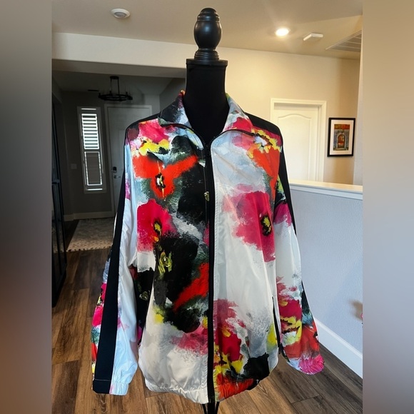 PAM & GELA FLORAL TRACK JACKET - NEW - M/L - Picture 3 of 12